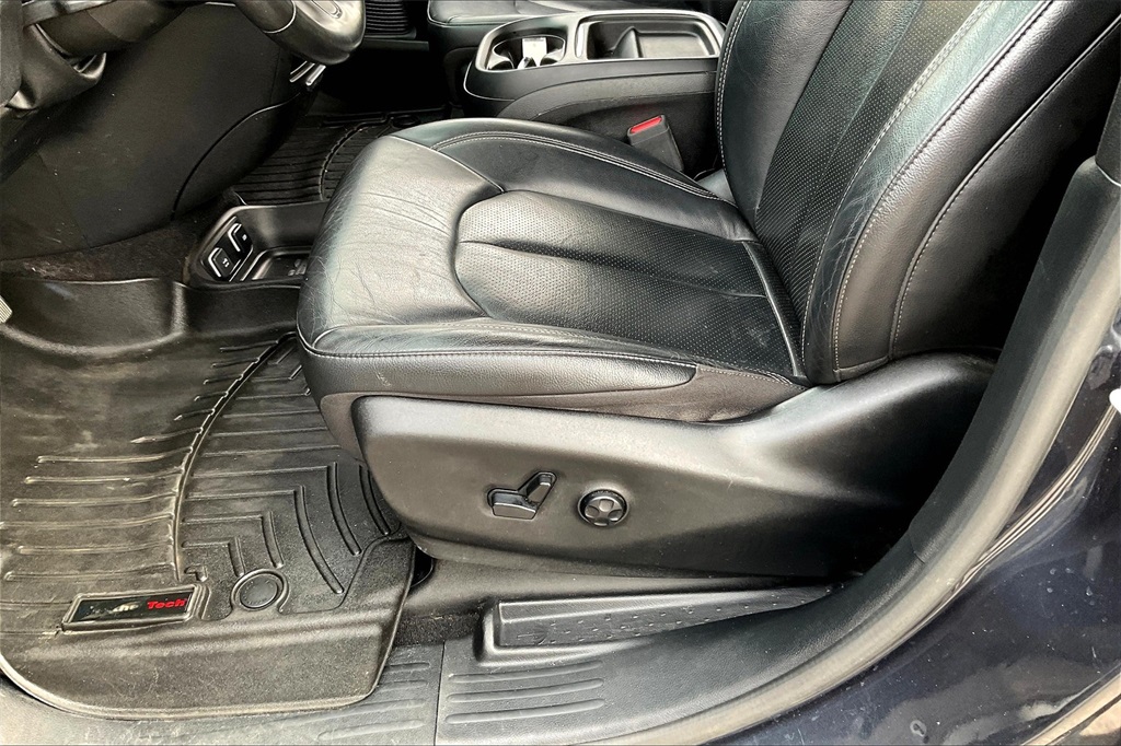 2020 Chrysler Pacifica Launch Edition - Photo 34