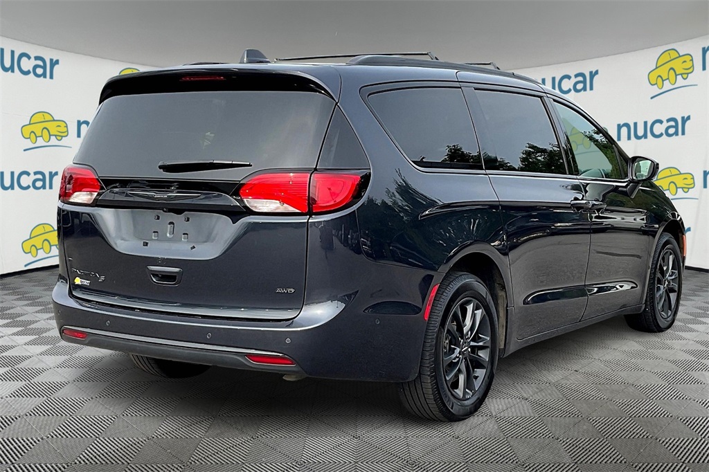 2020 Chrysler Pacifica Launch Edition - Photo 6