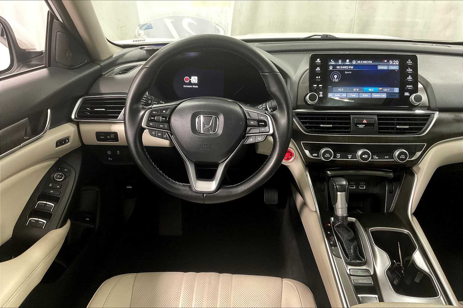2021 Honda Accord EX-L - Photo 17
