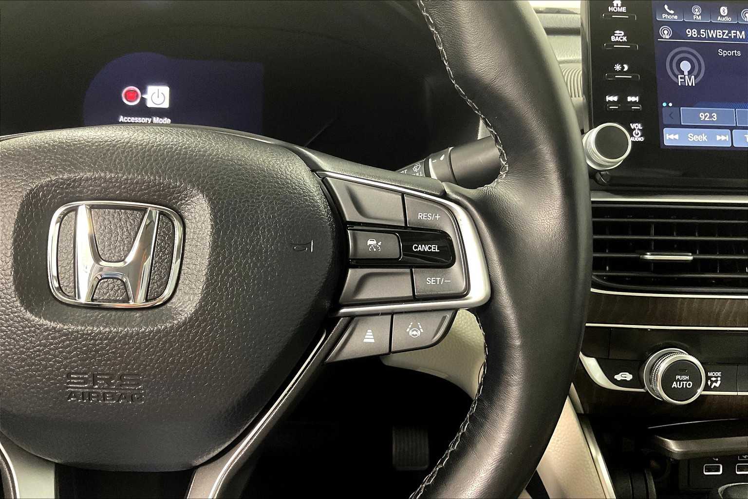 2021 Honda Accord EX-L - Photo 24