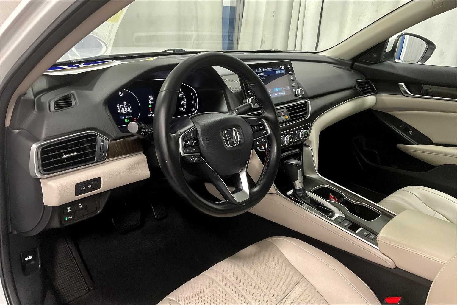 2021 Honda Accord EX-L - Photo 8