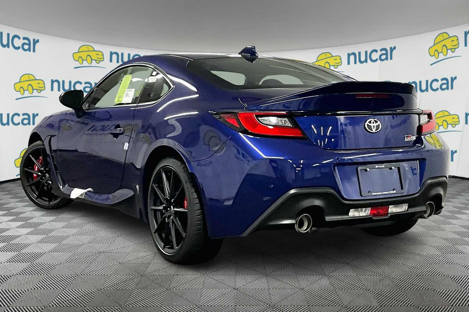 2025 Toyota GR86 Premium - Photo 5