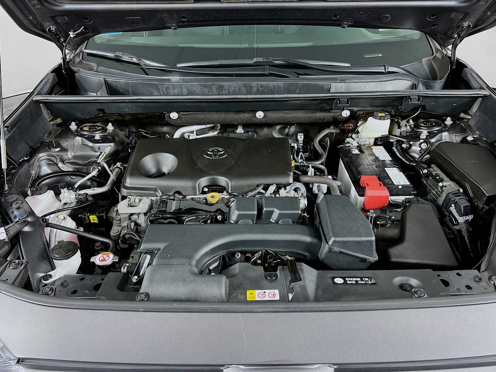 2023 Toyota RAV4 LE - Photo 29