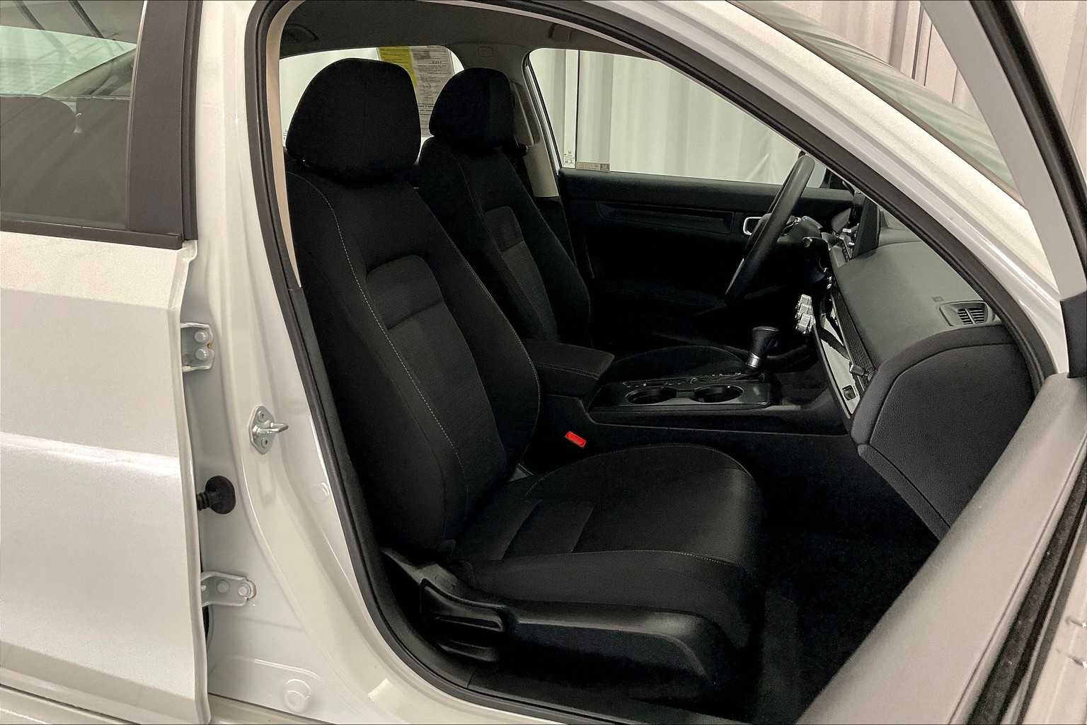 2022 Honda Civic LX - Photo 11