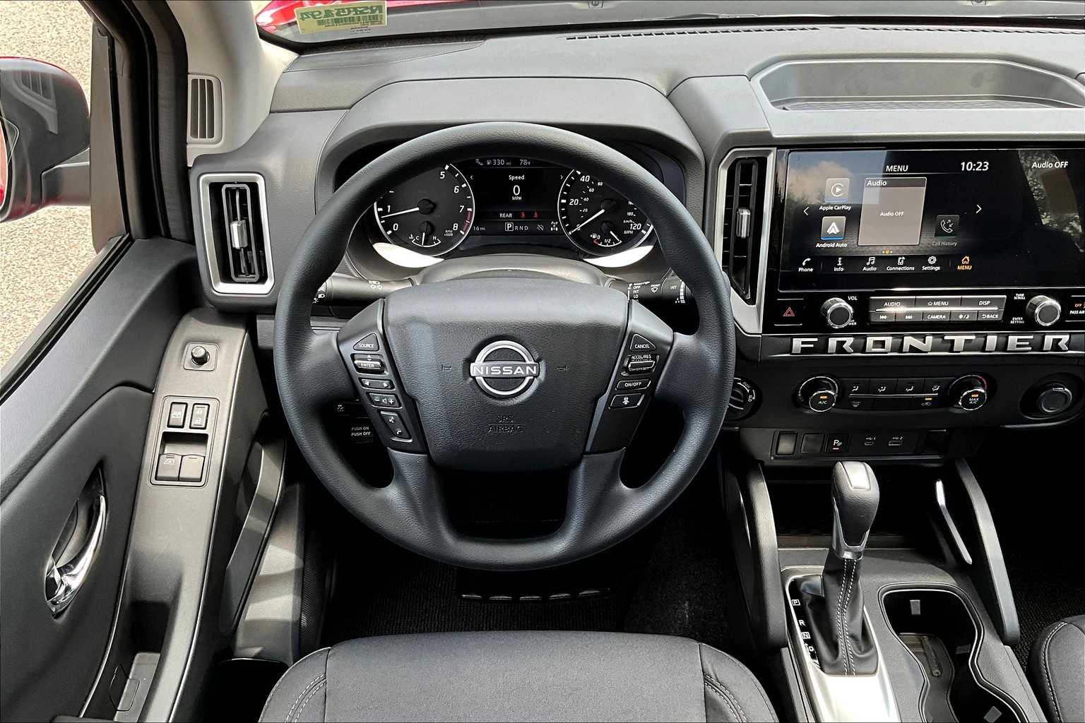 2025 Nissan Frontier SV - Photo 17