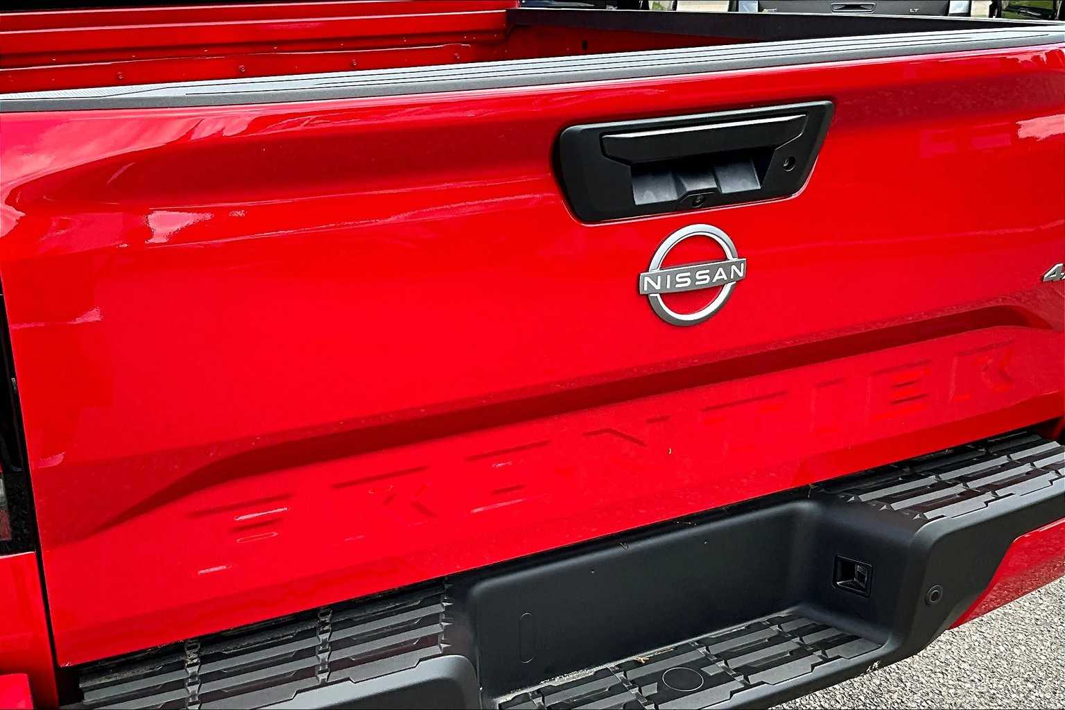 2025 Nissan Frontier SV - Photo 27