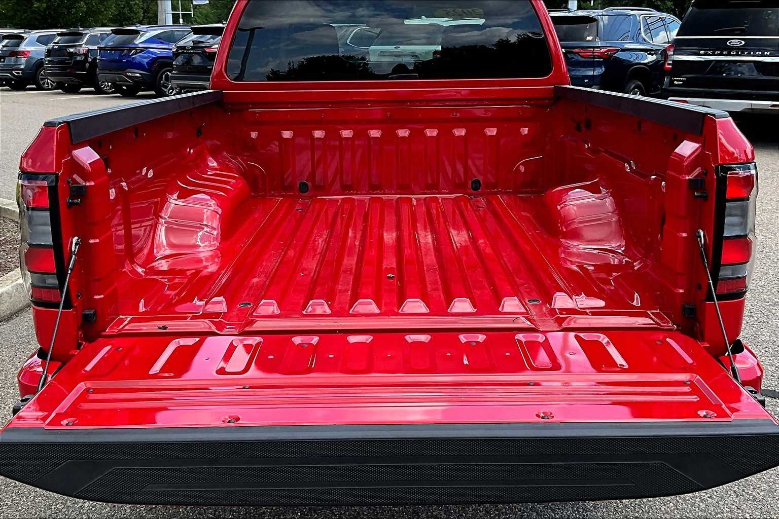 2025 Nissan Frontier SV - Photo 30