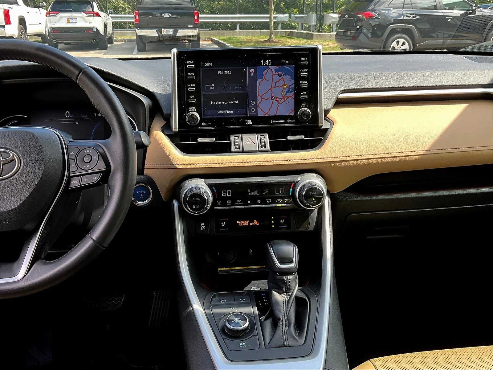 2020 Toyota RAV4 Hybrid Limited - Photo 18
