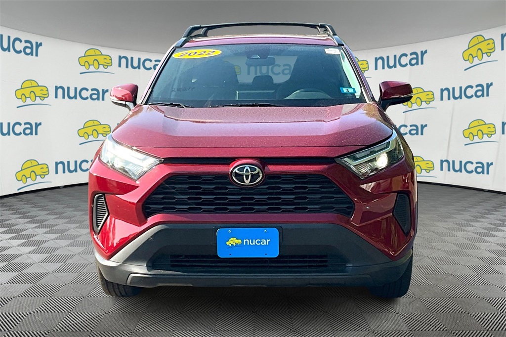 2022 Toyota RAV4 XLE - Photo 2
