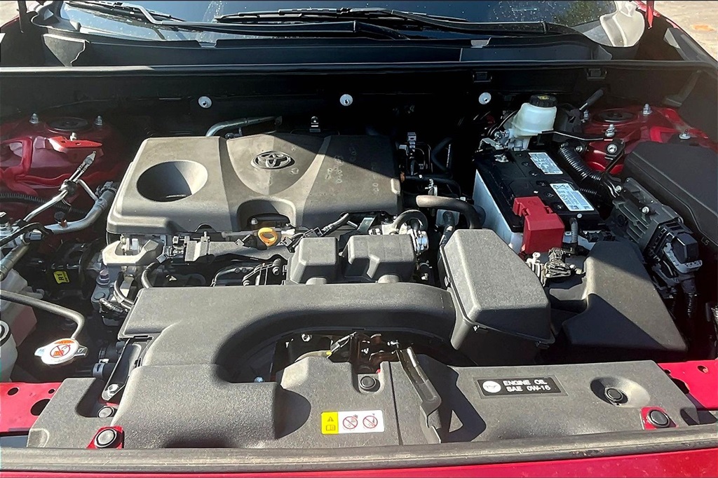2022 Toyota RAV4 XLE - Photo 29