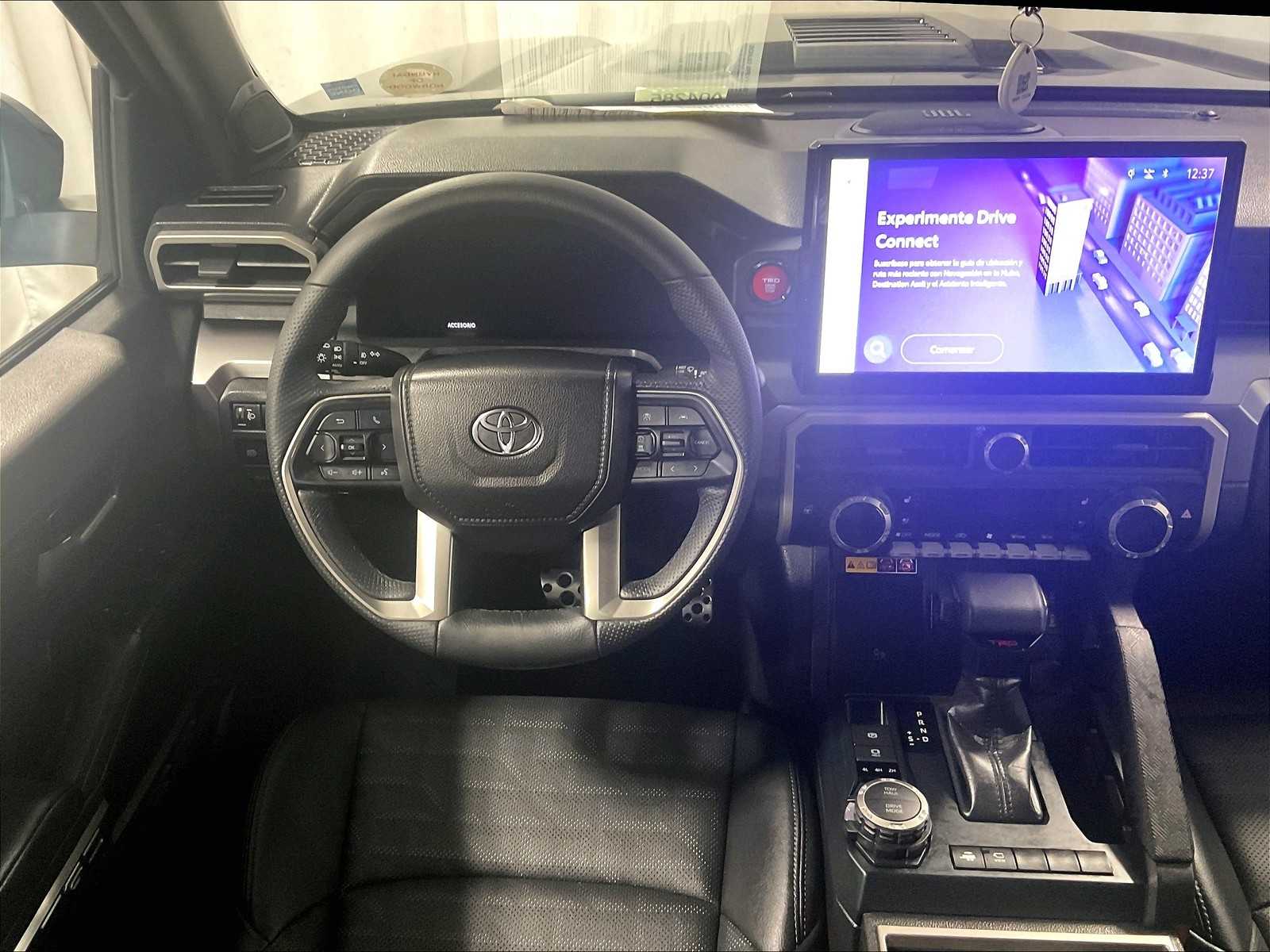 2025 Toyota Tacoma TRD Sport - Photo 17