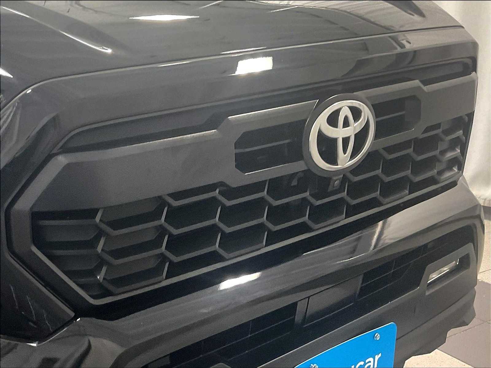 2025 Toyota Tacoma TRD Sport - Photo 33