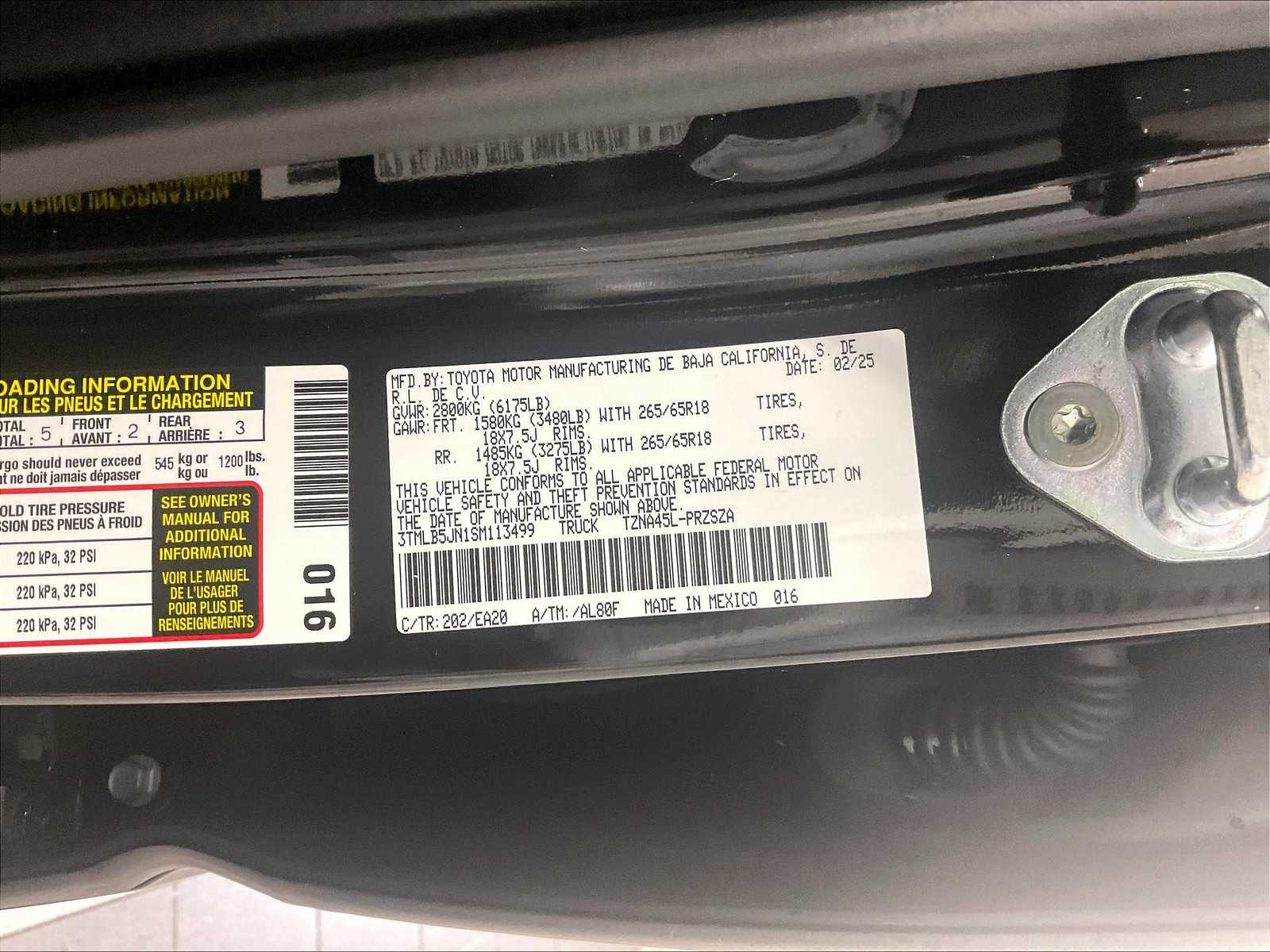 2025 Toyota Tacoma TRD Sport - Photo 37