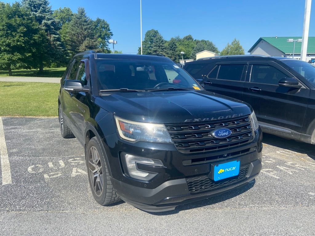 2017 Ford Explorer Sport - Photo 1