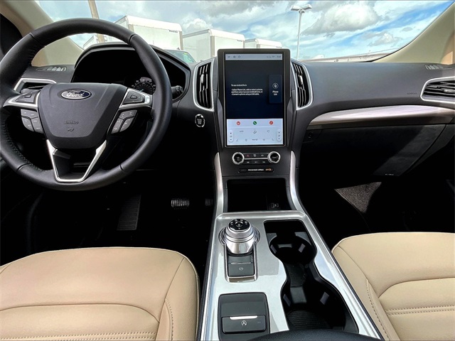 2024 Ford Edge SEL - Photo 19