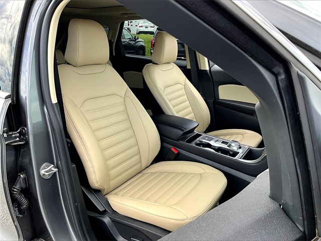 2024 Ford Edge SEL - Photo 10
