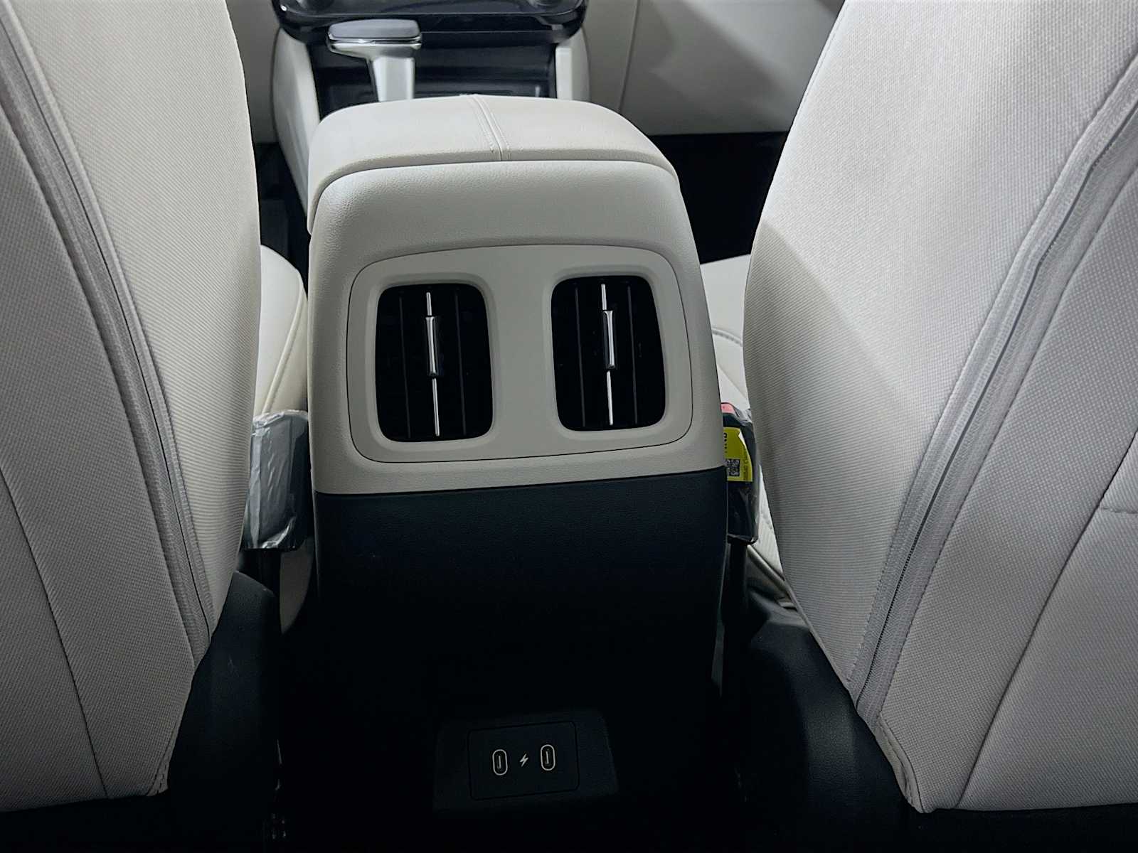 2025 Hyundai Tucson SEL - Photo 14