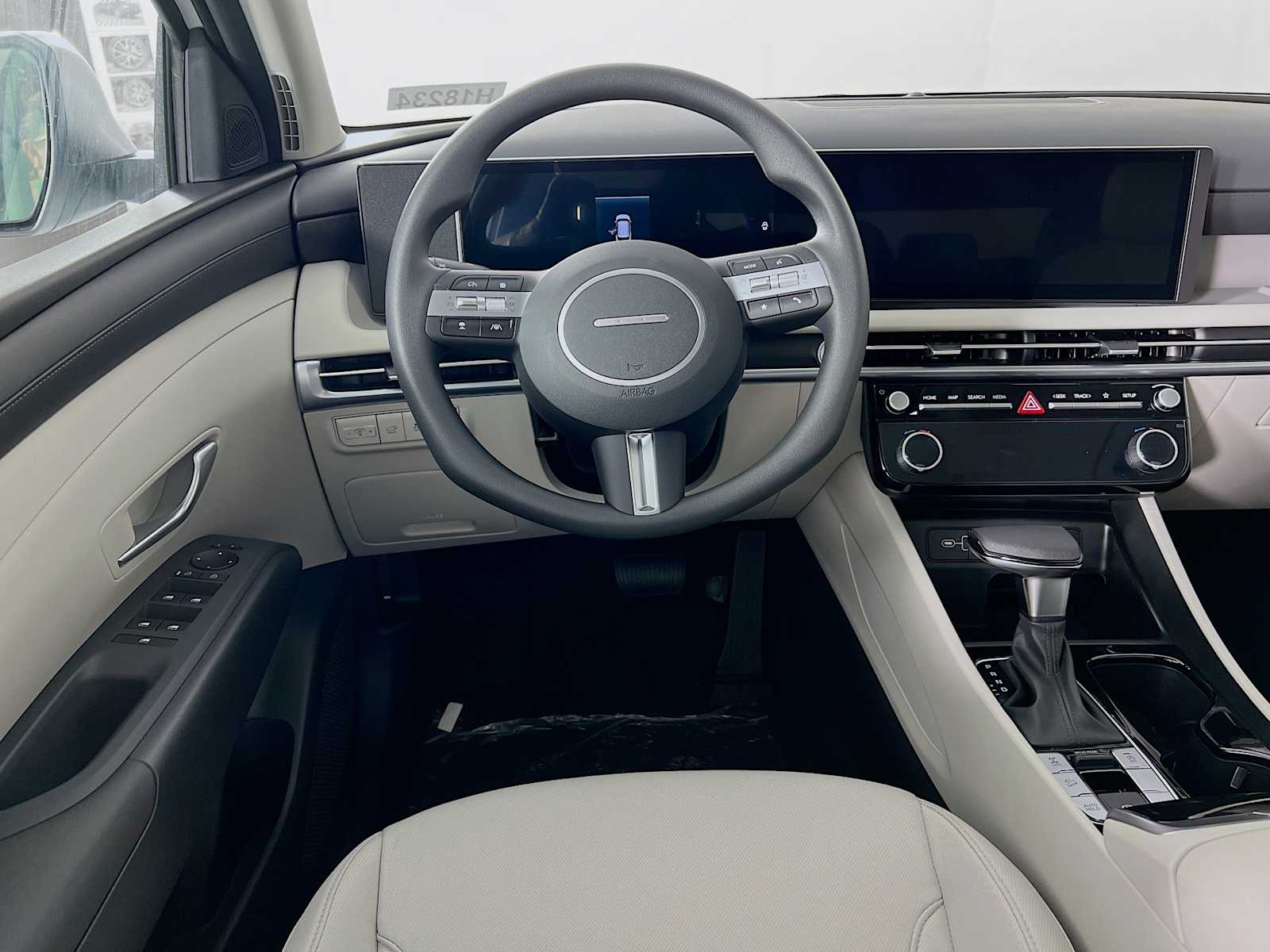 2025 Hyundai Tucson SEL - Photo 15