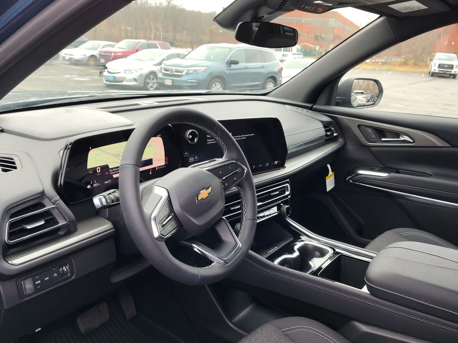 2025 Chevrolet Traverse AWD LT - Photo 11