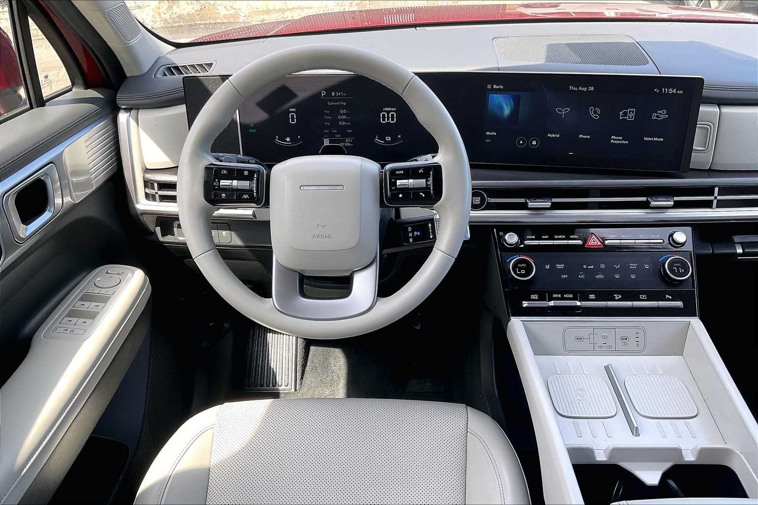 2024 Hyundai Santa Fe Hybrid SEL - Photo 17