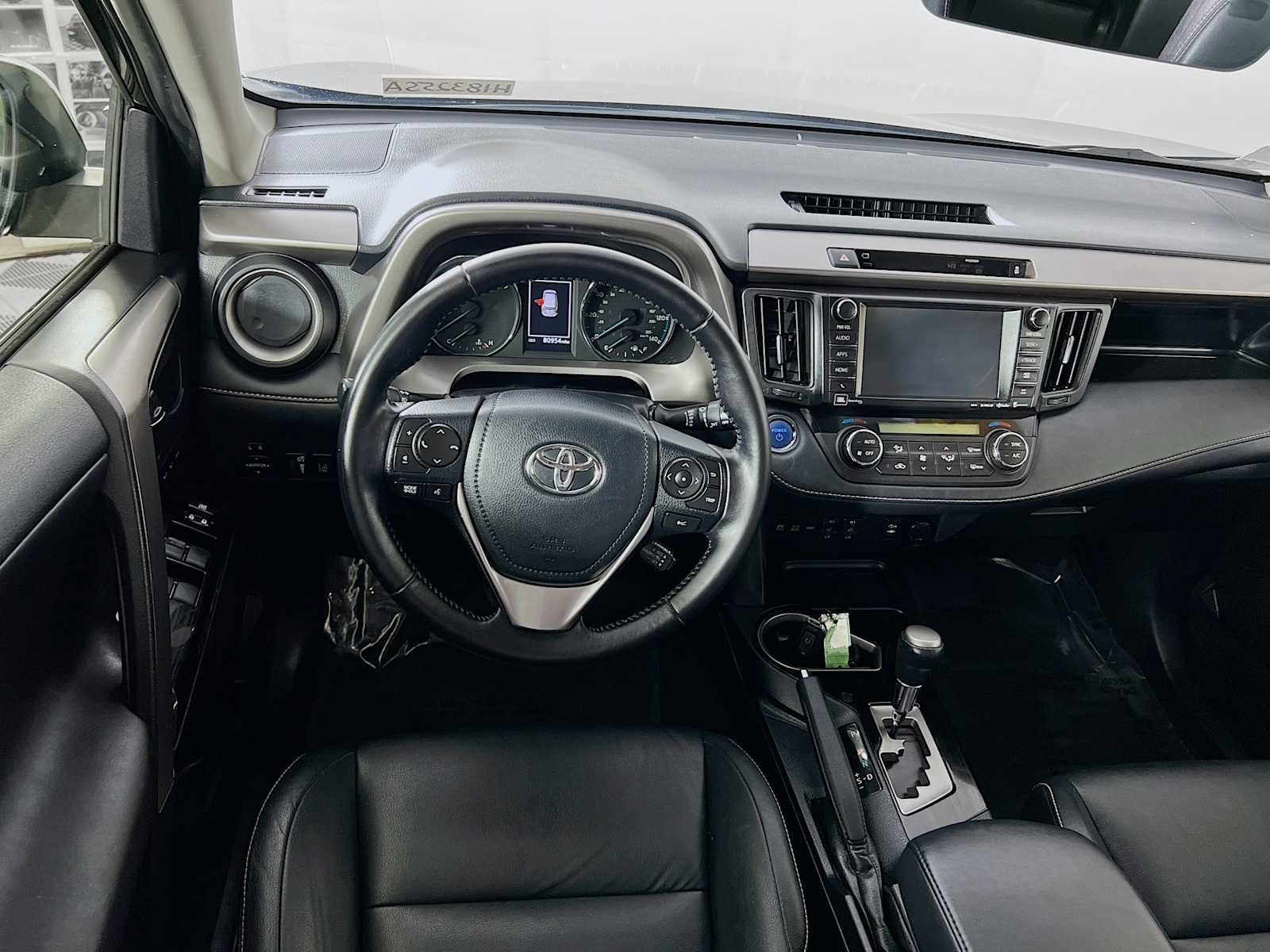 2016 Toyota RAV4 Hybrid Limited - Photo 23