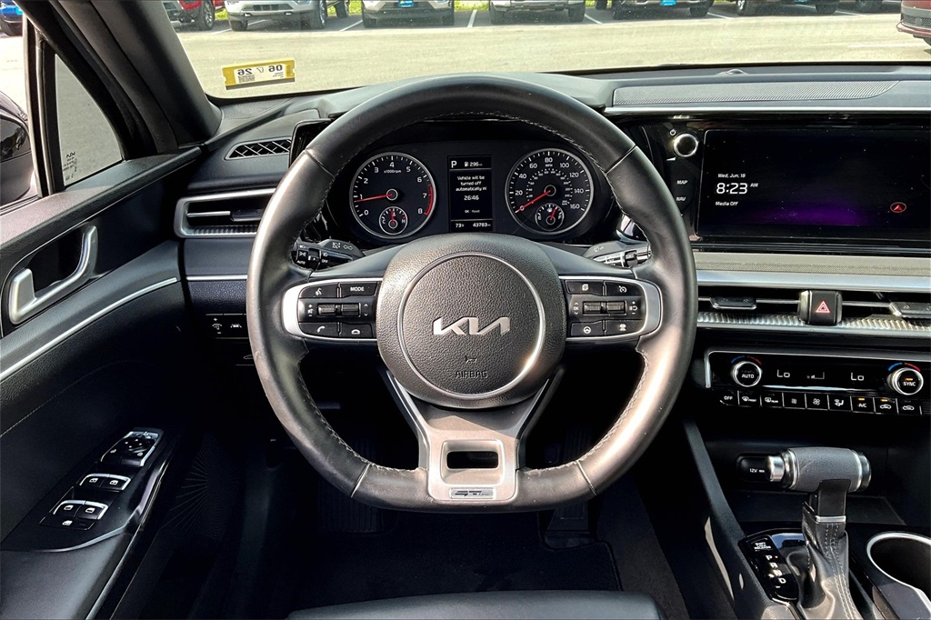 2023 Kia K5 GT-Line - Photo 17