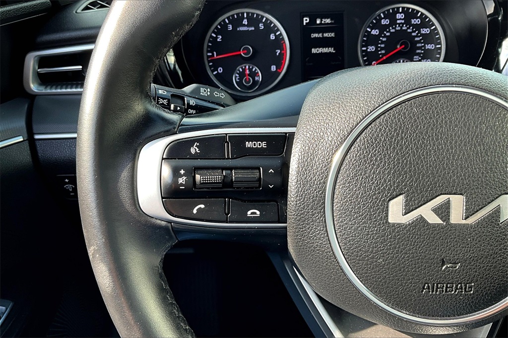 2023 Kia K5 GT-Line - Photo 23
