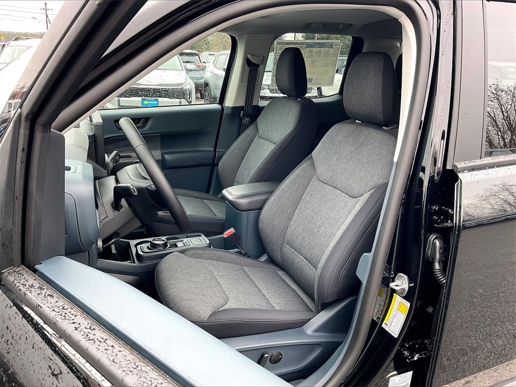 2025 Ford Maverick XLT - Photo 11