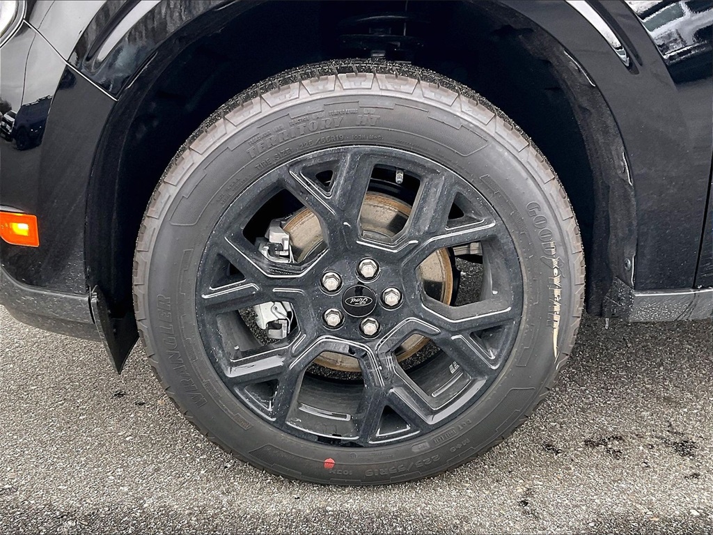 2025 Ford Maverick XLT - Photo 8