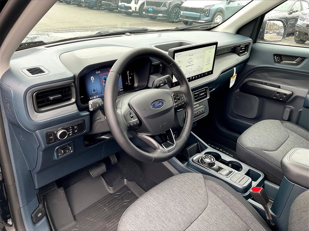 2025 Ford Maverick XLT - Photo 9
