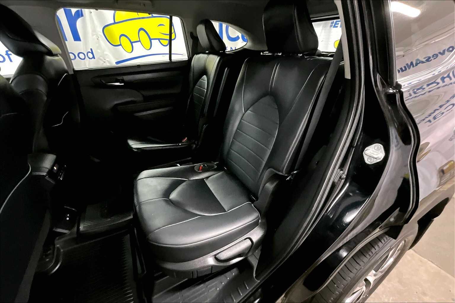 2023 Toyota Highlander XLE - Photo 15