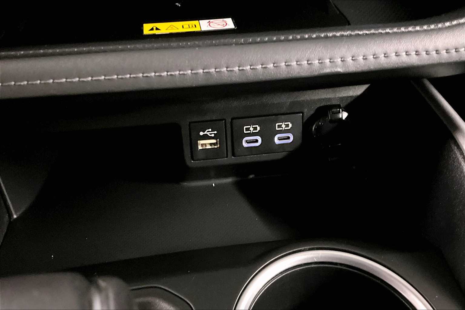2023 Toyota Highlander XLE - Photo 28