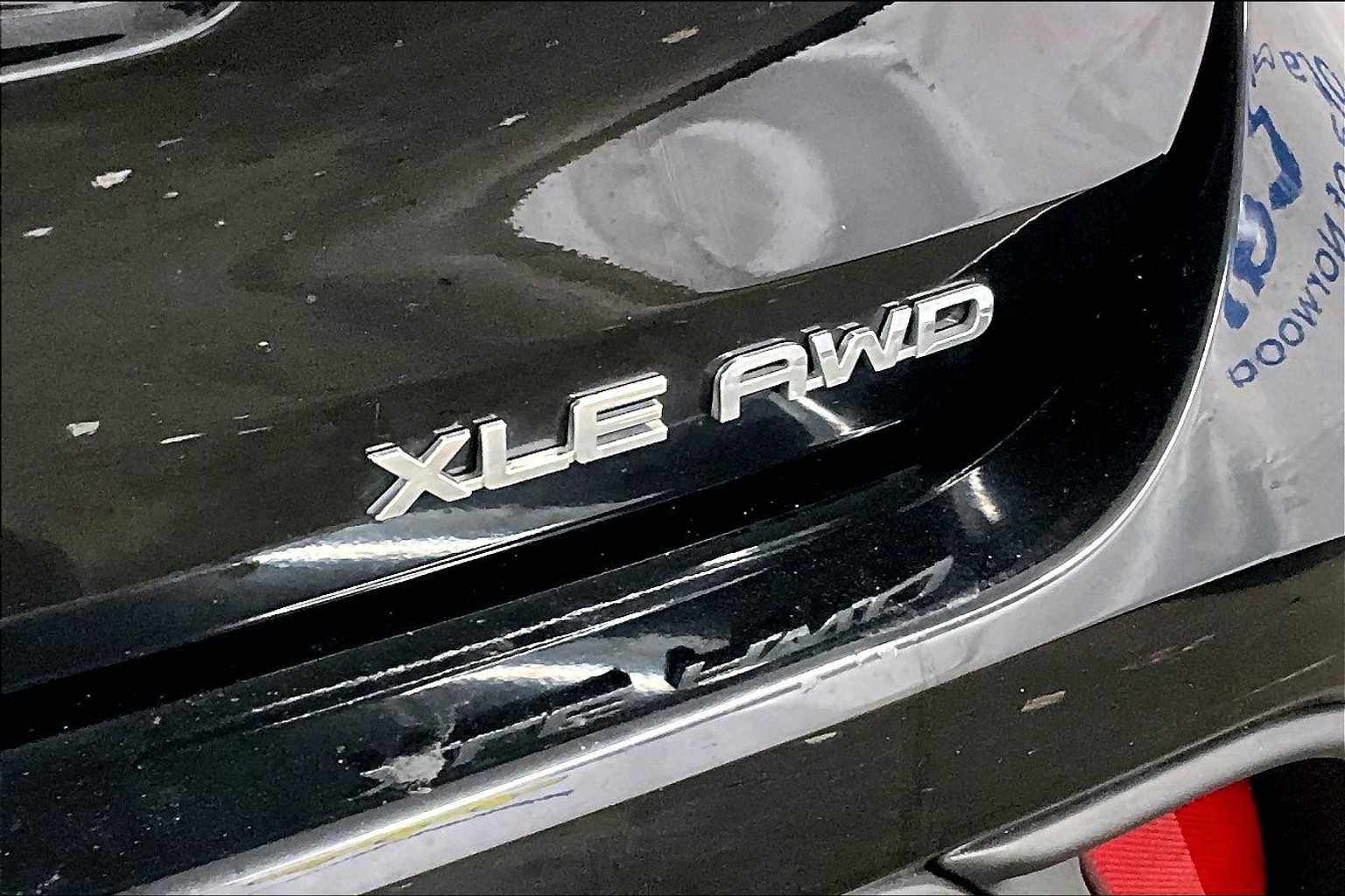 2023 Toyota Highlander XLE - Photo 30