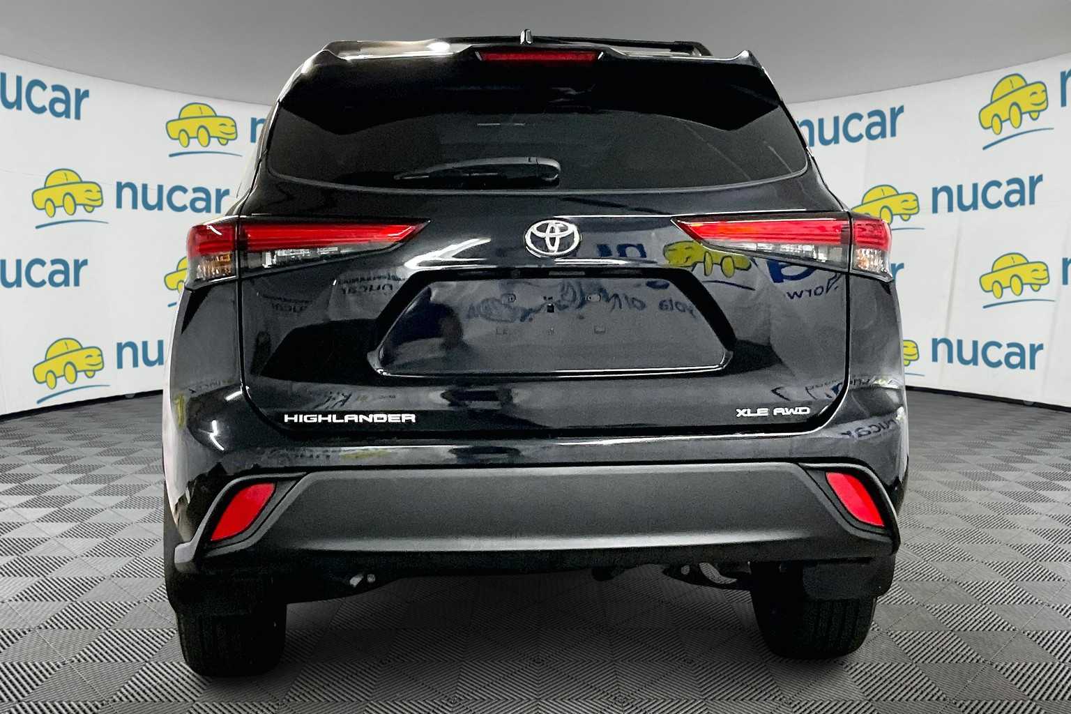 2023 Toyota Highlander XLE - Photo 5
