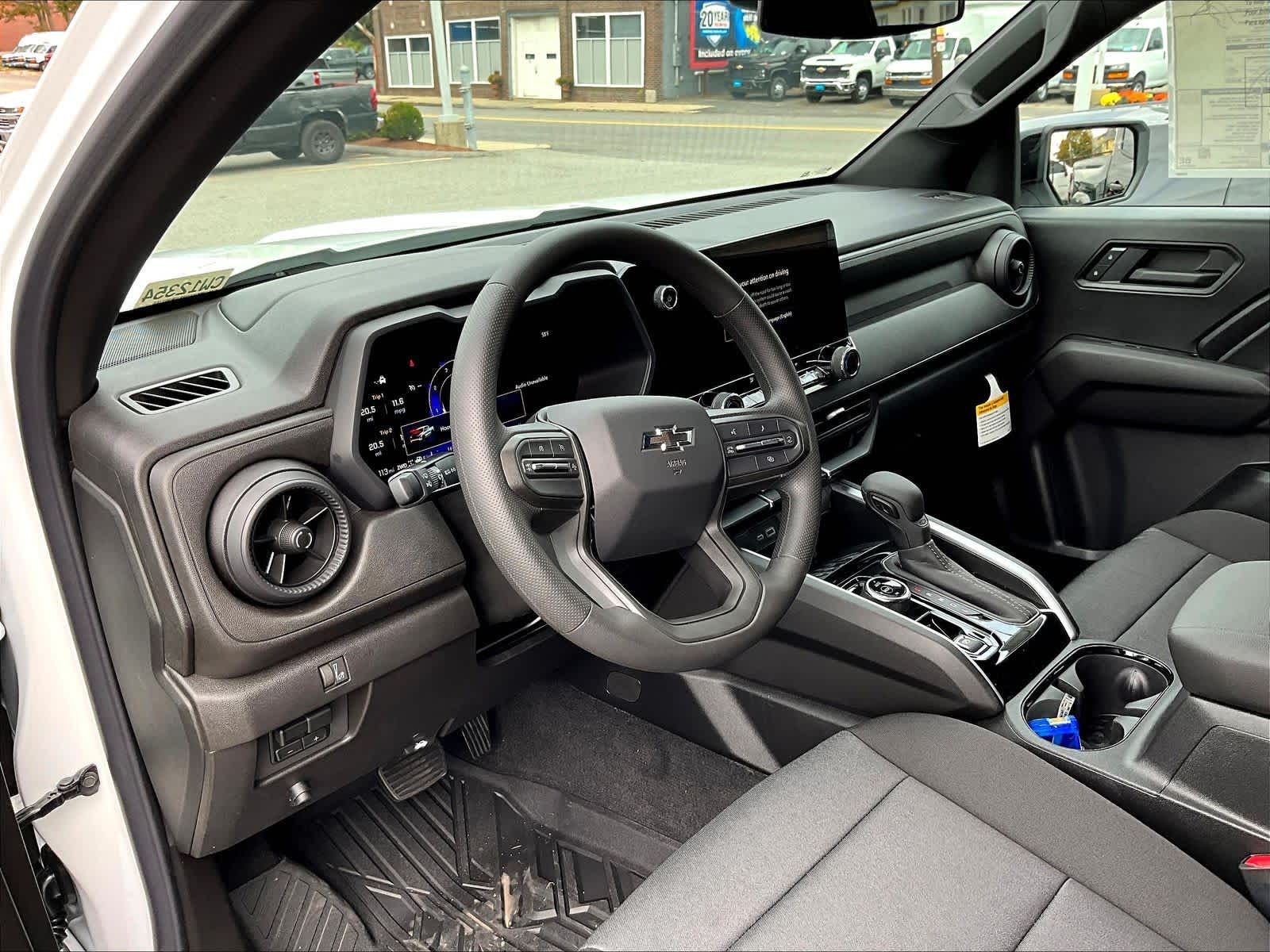 2026 Chevrolet Colorado 4WD Trail Boss - Photo 9