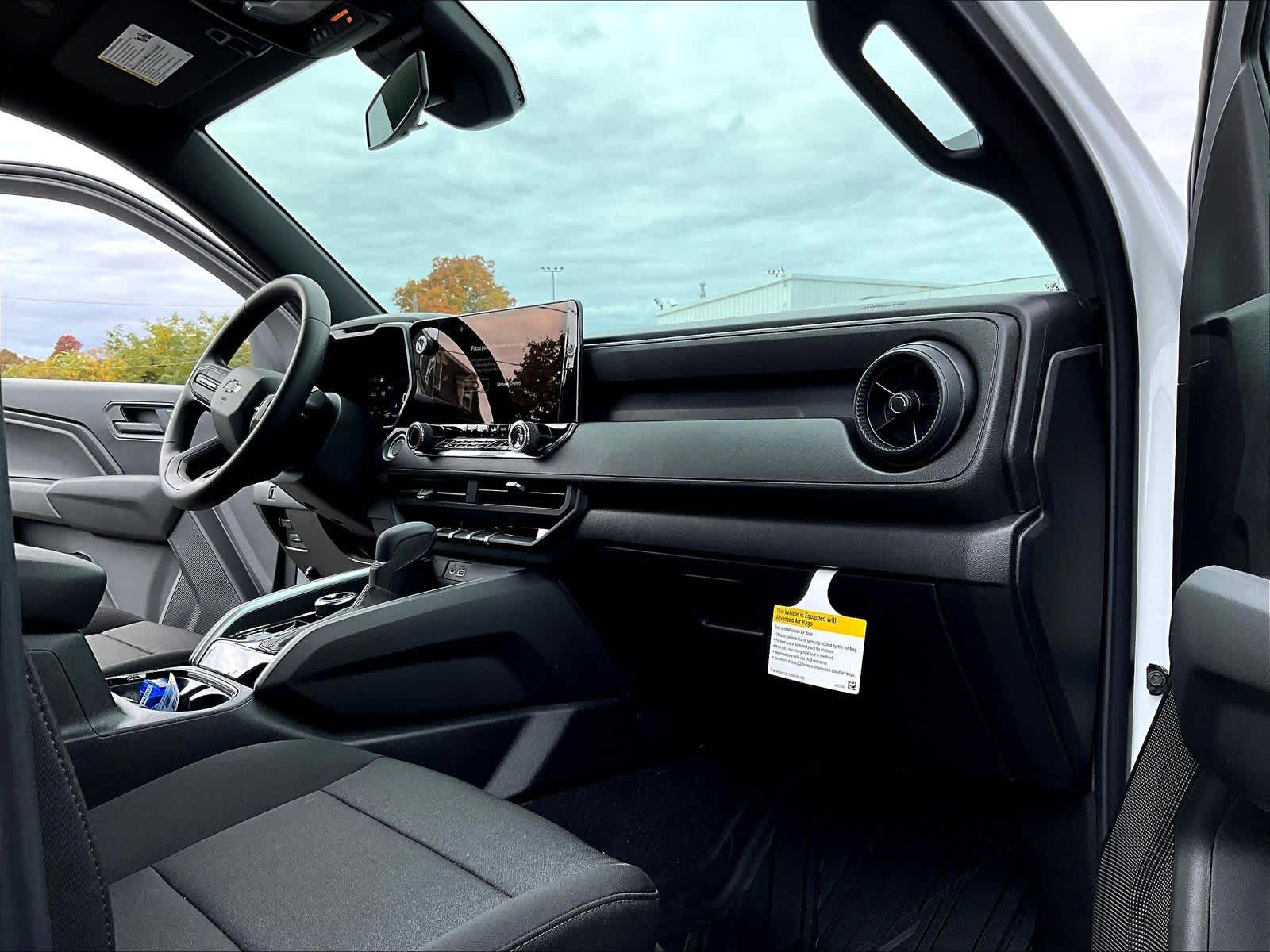 2026 Chevrolet Colorado 4WD Trail Boss - Photo 10