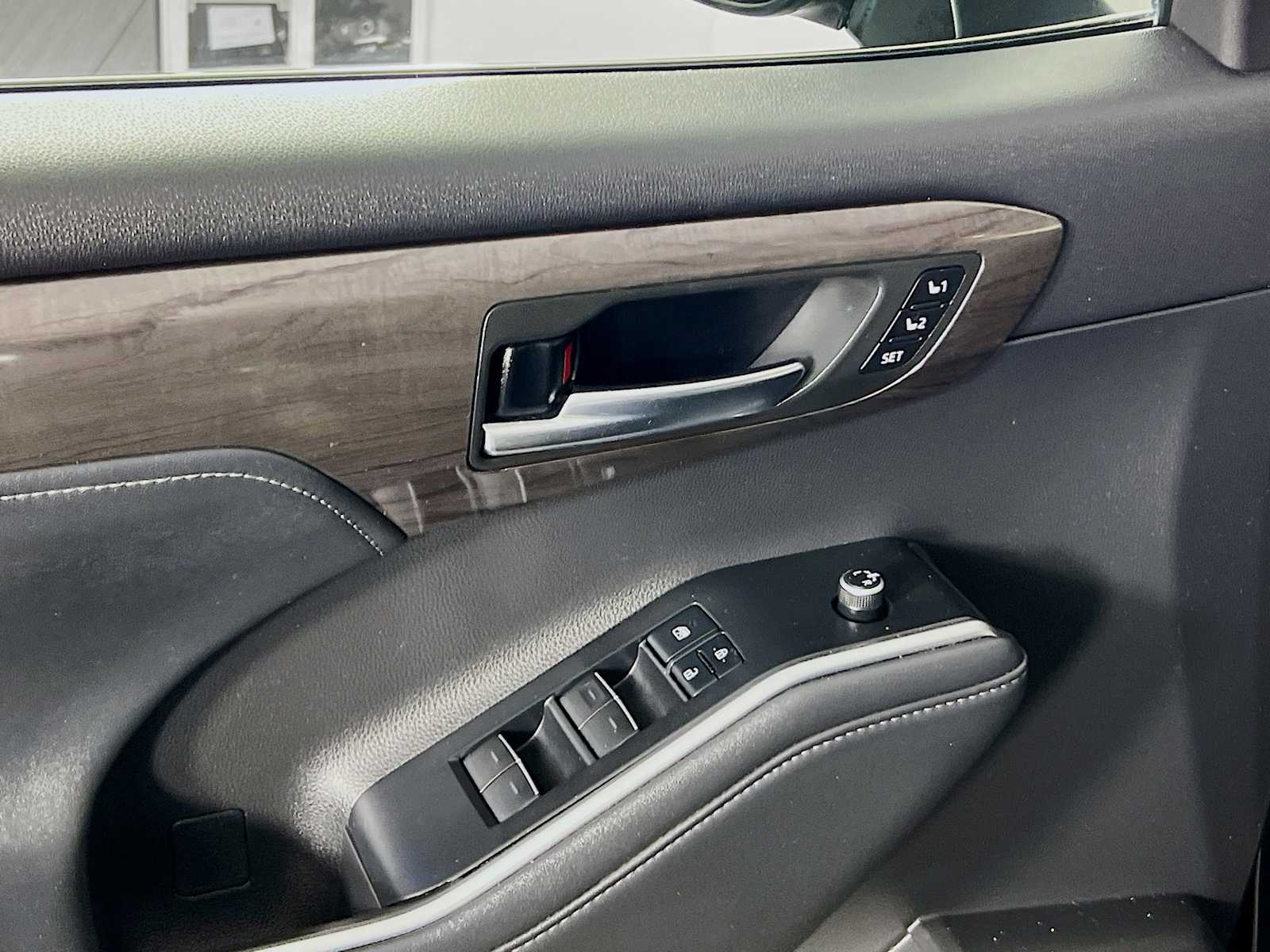 2022 Toyota Highlander Platinum - Photo 18