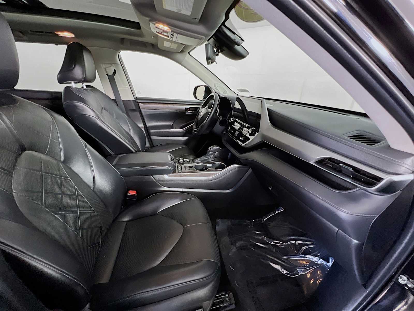 2022 Toyota Highlander Platinum - Photo 31