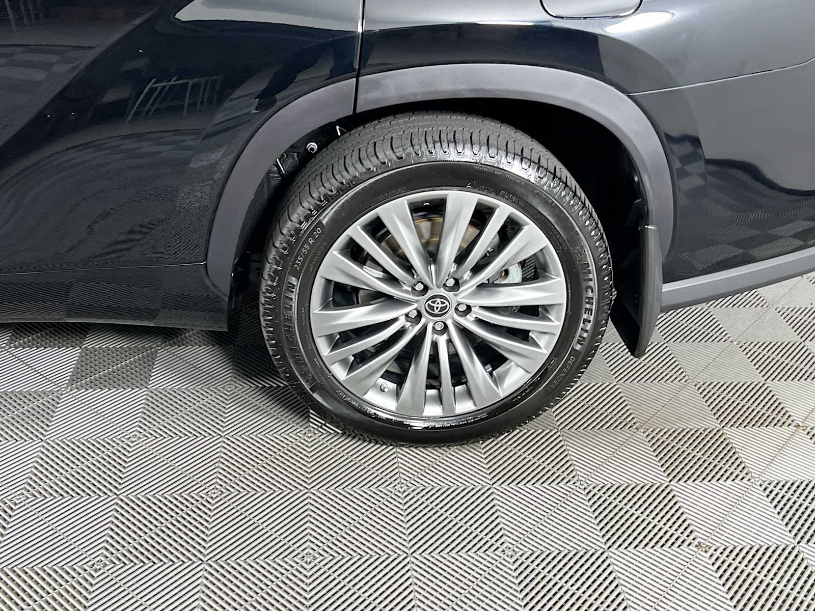 2022 Toyota Highlander Platinum - Photo 34