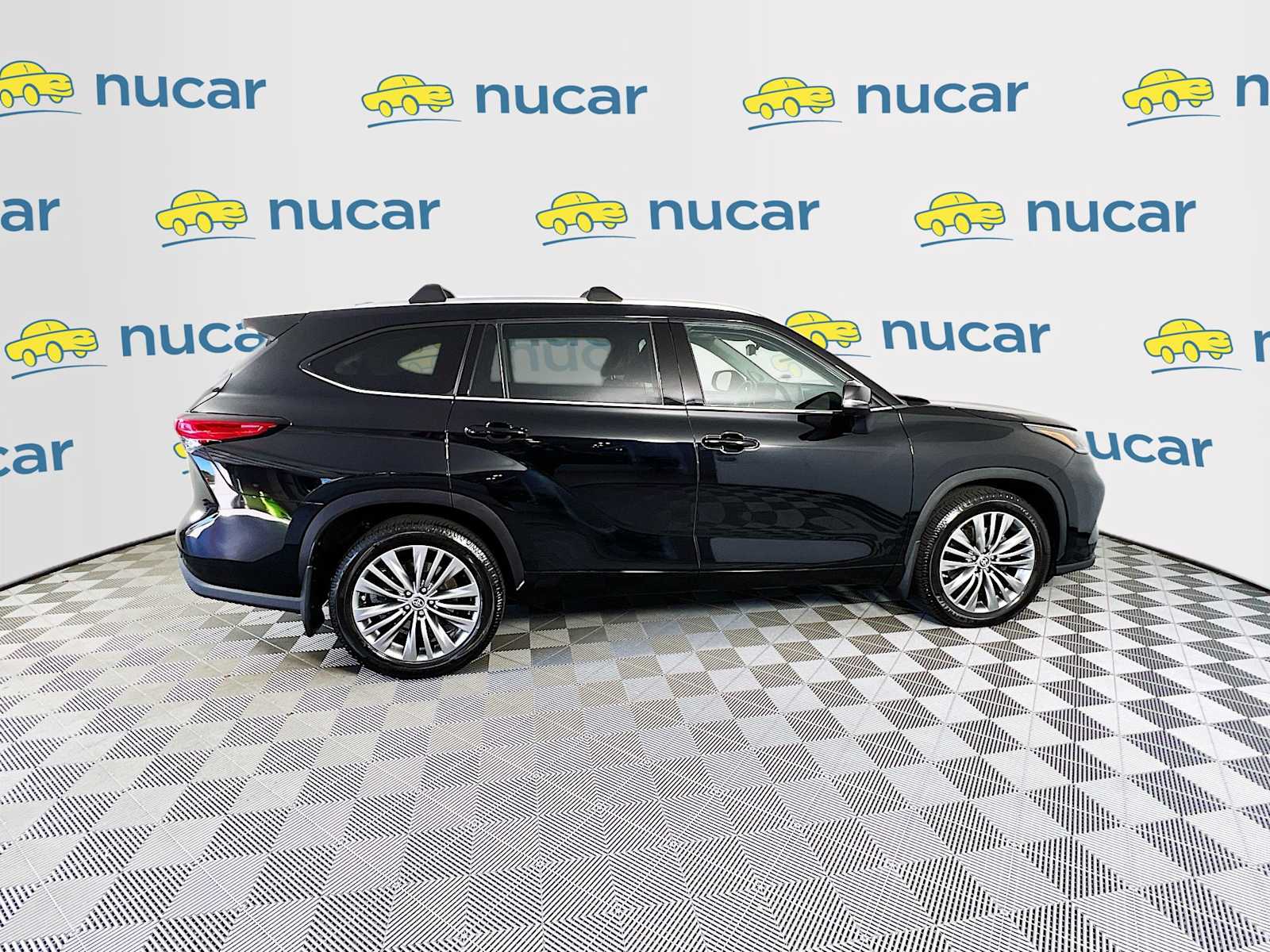 2022 Toyota Highlander Platinum - Photo 8