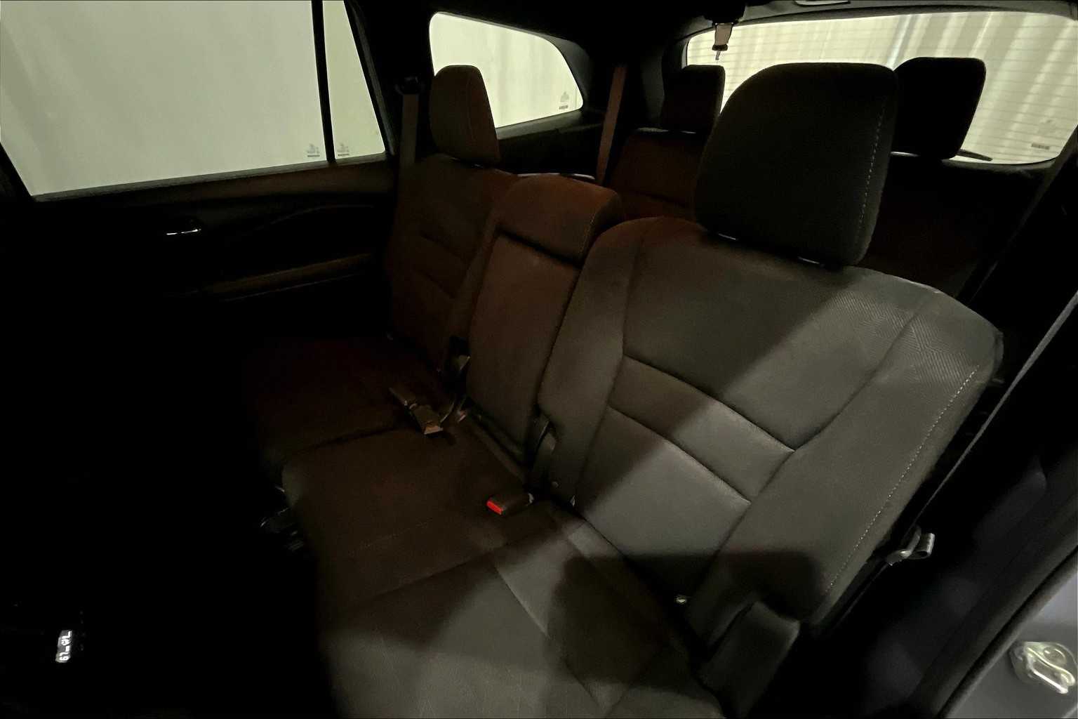 2022 Honda Pilot Sport - Photo 15