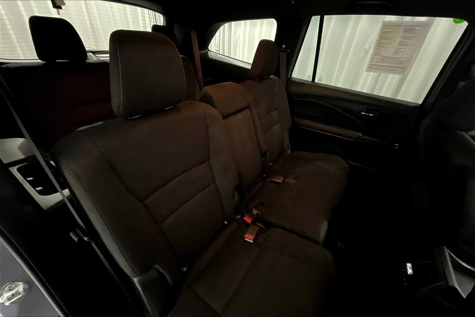 2022 Honda Pilot Sport - Photo 16