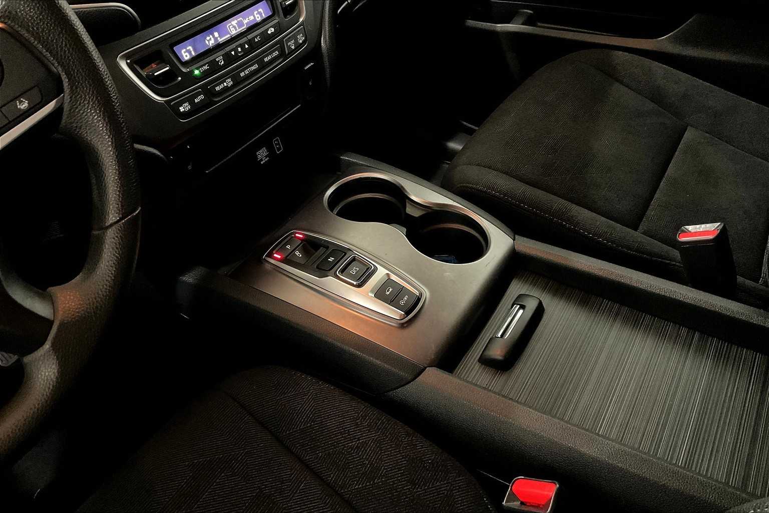 2022 Honda Pilot Sport - Photo 21
