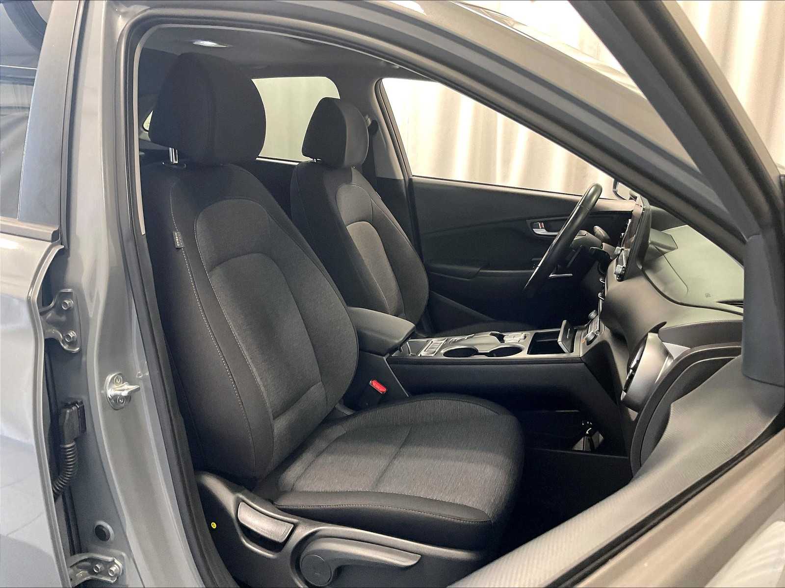 2023 Hyundai Kona Electric SEL - Photo 11