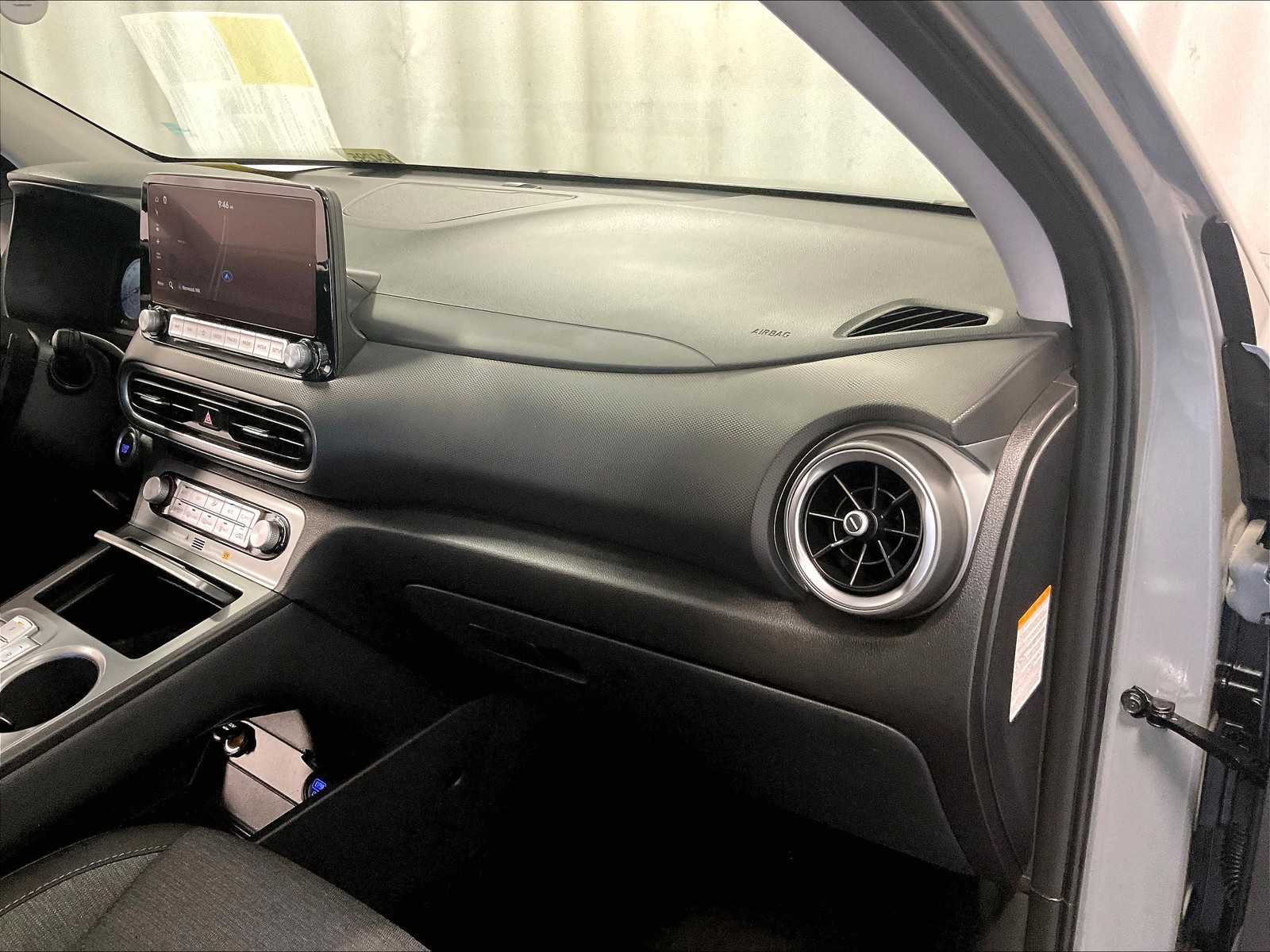2023 Hyundai Kona Electric SEL - Photo 13