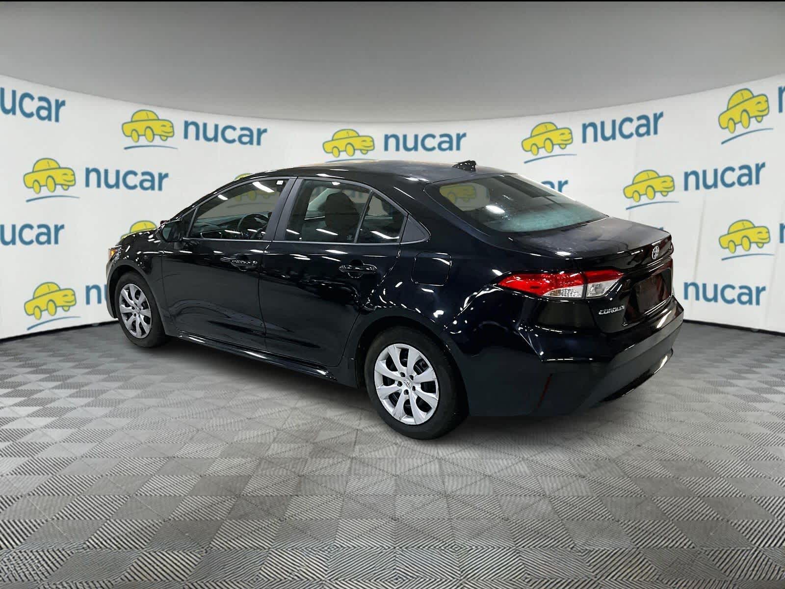 2022 Toyota Corolla LE - Photo 3