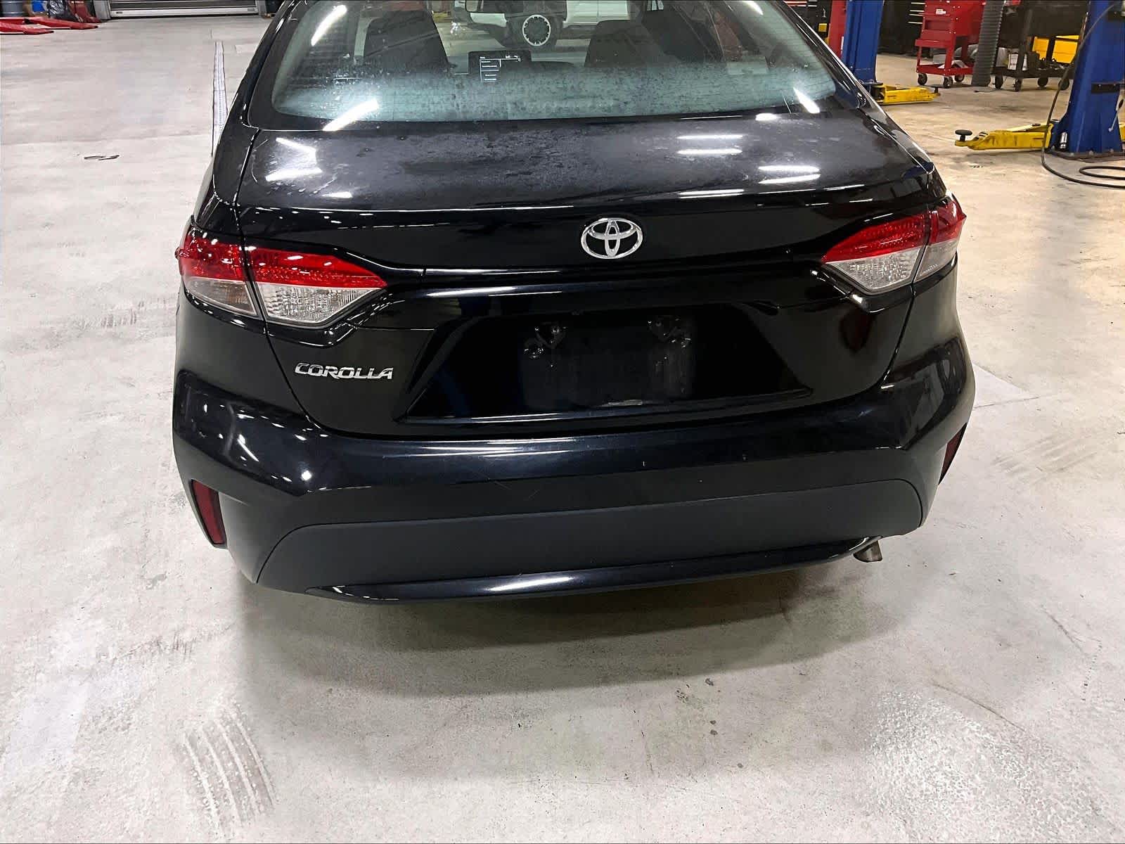 2022 Toyota Corolla LE - Photo 7