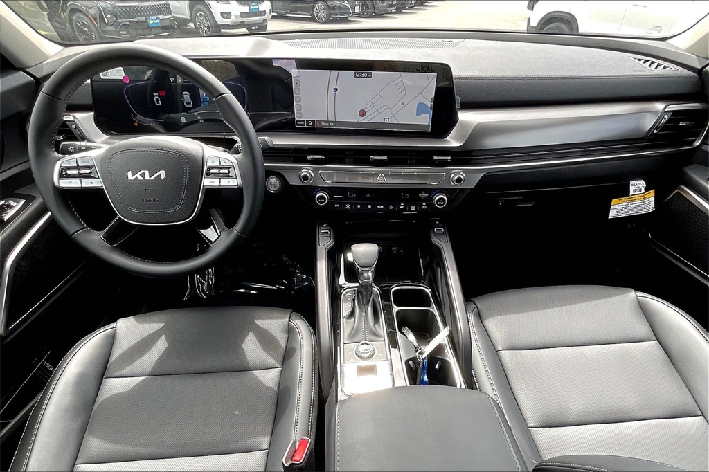 2025 Kia Telluride S - Photo 12