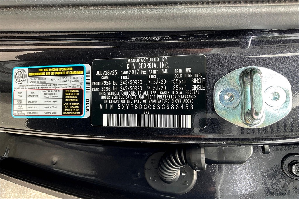 2025 Kia Telluride S - Photo 16