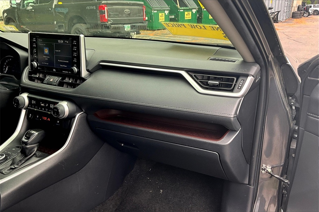 2020 Toyota RAV4 Limited - Photo 13